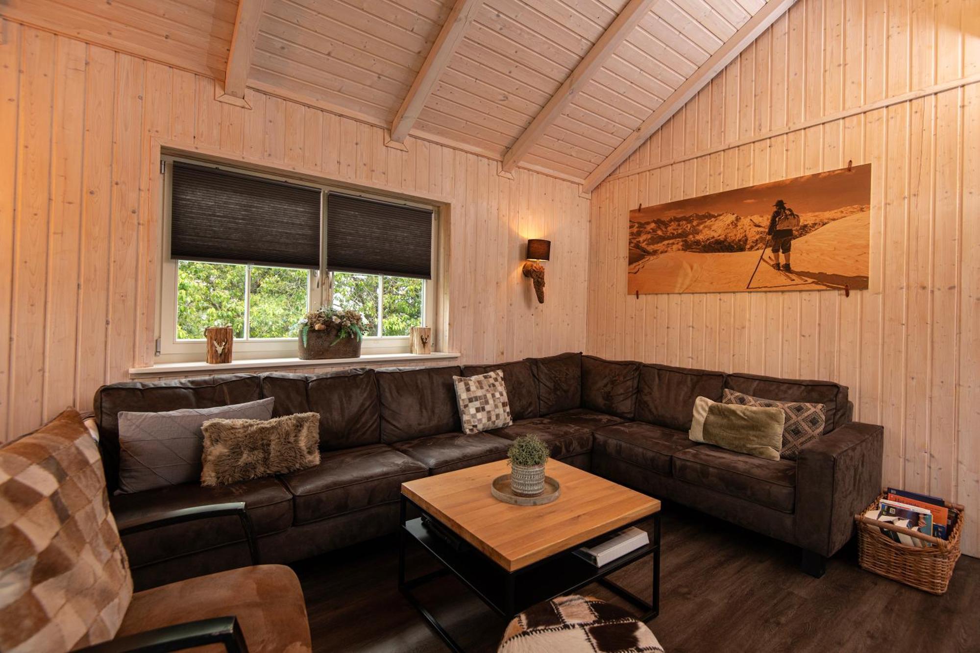 Kustelberg Lodges Медебах Екстериор снимка